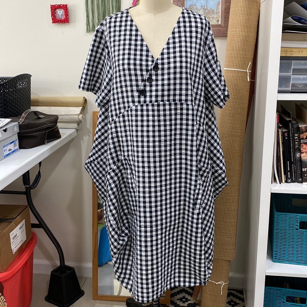 Dubgee by Whoopy bubble gingham dress Size XL